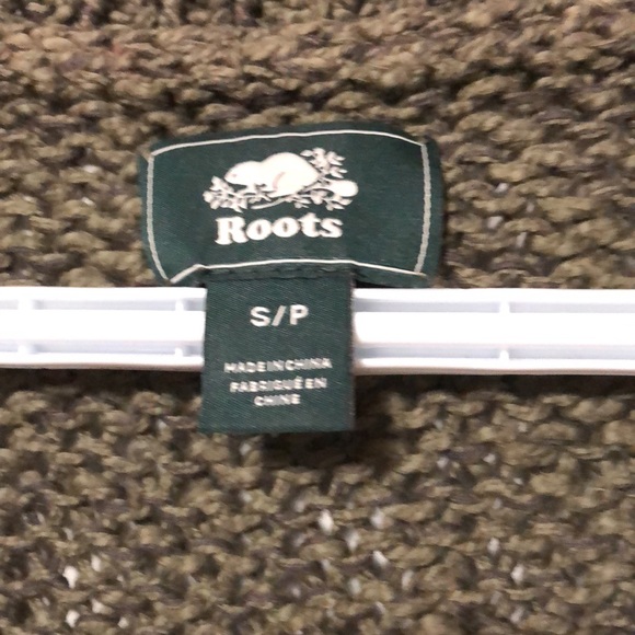 2 ROOTS Sweaters. Green and Oat SzS Soft 90% Cotton and 10% Raime. - Picture 4 of 9